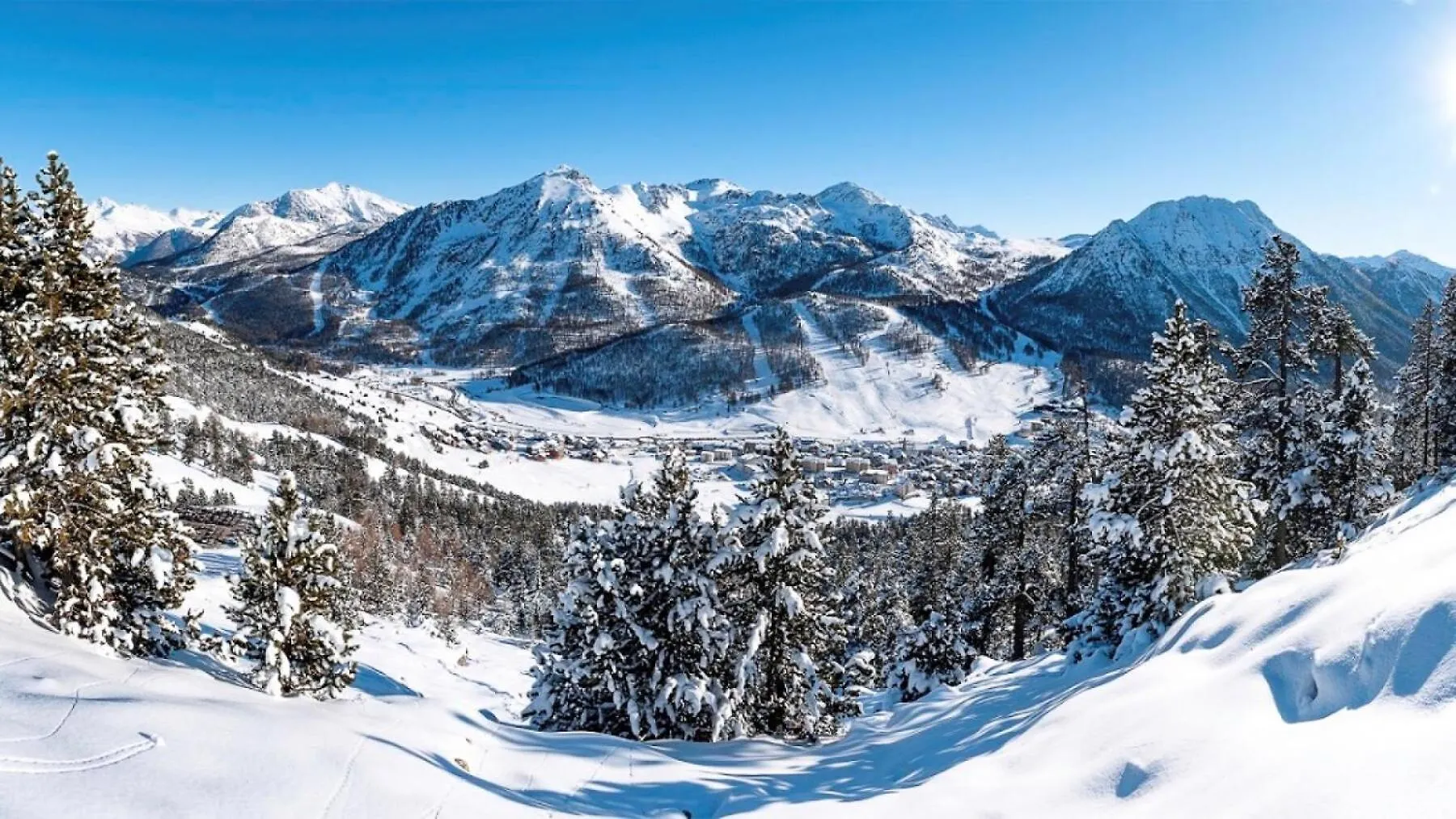 Apartment Residence Les Airelles - Appartement Plein Sud, Parking Couvert - 50 M Des Pistes De Ski! Mae-8394 Montgenevre